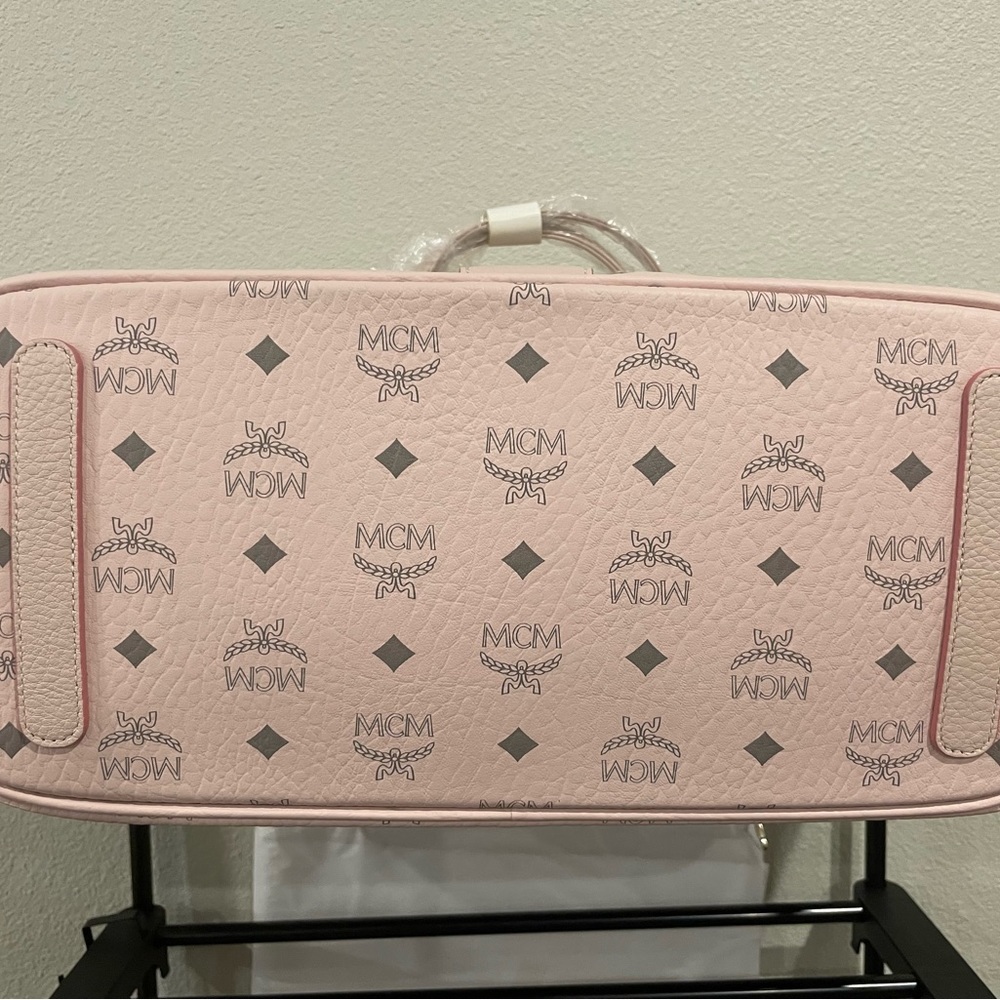 MCM Visestos Tote - Pink NWT - Picture 3 of 3